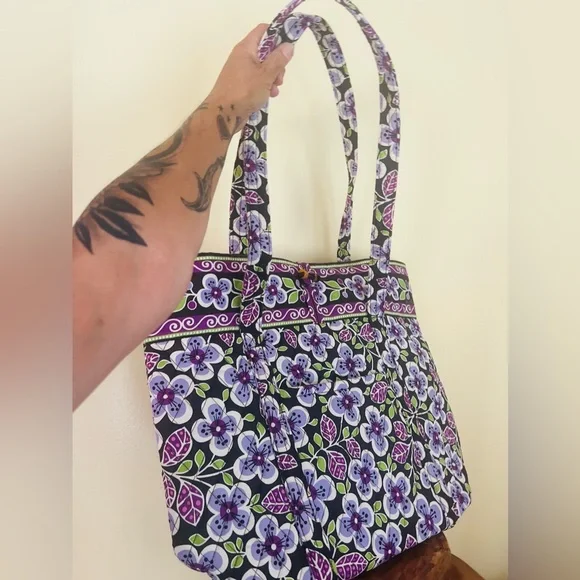 Vera Bradley Purple Floral Large Tote, NWT - Picture 2 of 7